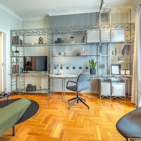 Superb 1Bd Apartment In The Heart Of Kolonaki By Upstreet Атина Екстериор снимка