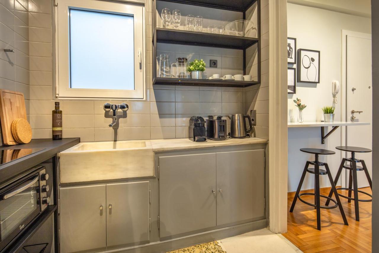 Superb 1Bd Apartment In The Heart Of Kolonaki By Upstreet Атина Екстериор снимка