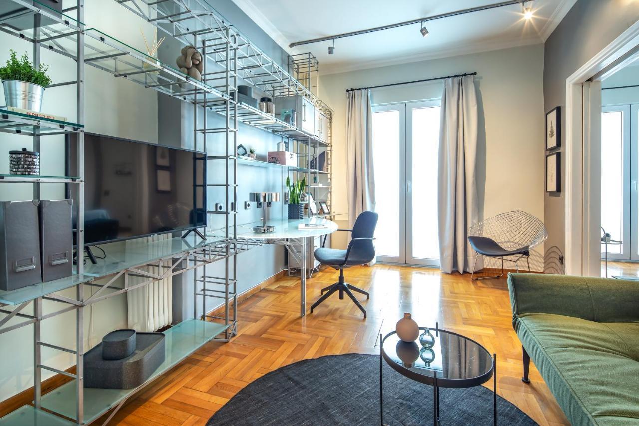 Superb 1Bd Apartment In The Heart Of Kolonaki By Upstreet Атина Екстериор снимка